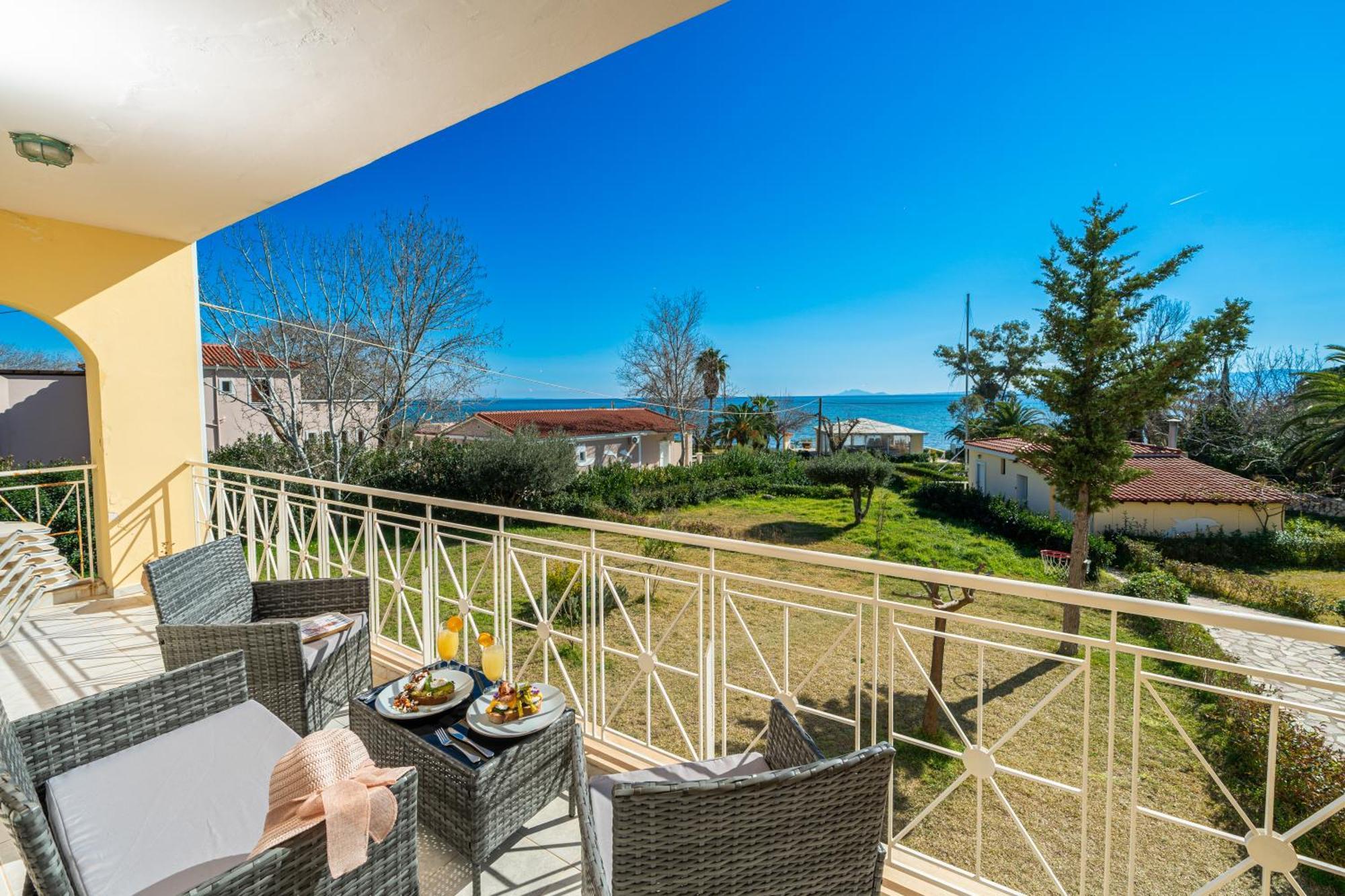 Southbank Seafront Apartments كاتيليوس المظهر الخارجي الصورة