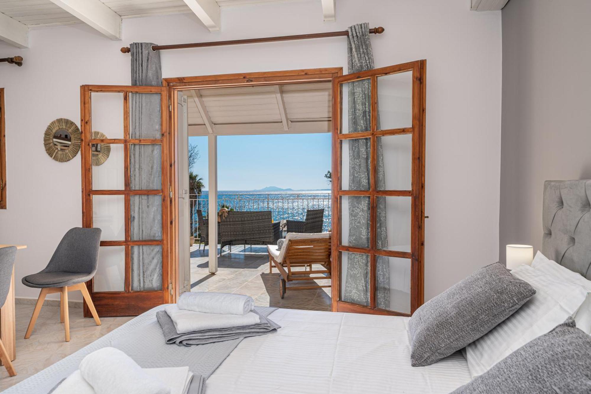 Southbank Seafront Apartments كاتيليوس المظهر الخارجي الصورة