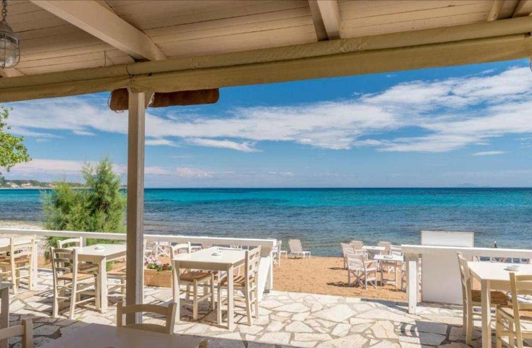 Southbank Seafront Apartments كاتيليوس المظهر الخارجي الصورة