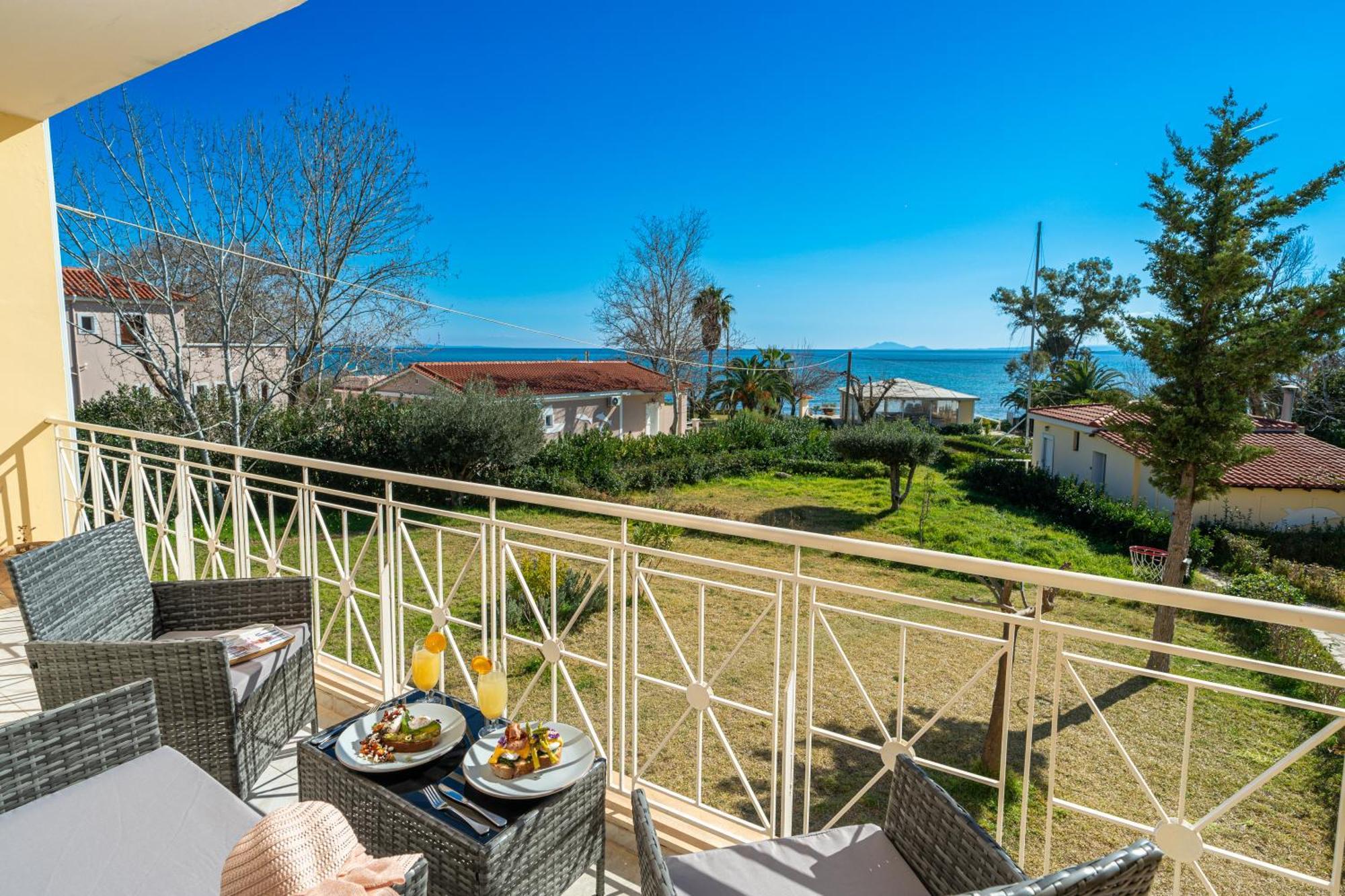 Southbank Seafront Apartments كاتيليوس المظهر الخارجي الصورة