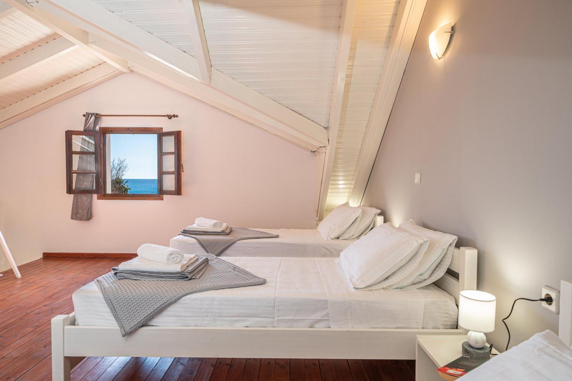 Southbank Seafront Apartments كاتيليوس المظهر الخارجي الصورة